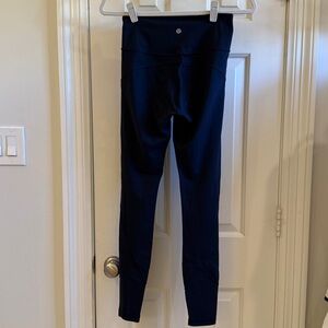 LULULEMON In Movement Tight 25” 6